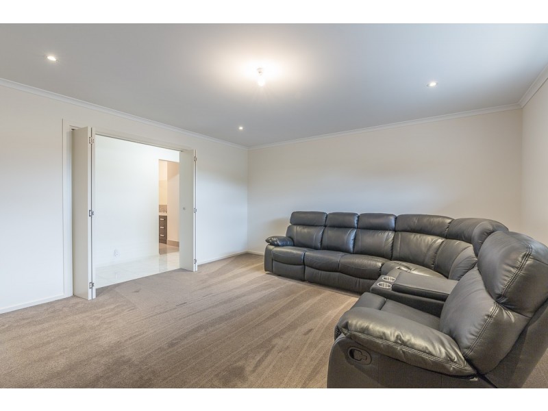 21 Ascot Avenue, Munno Para West SA 5115