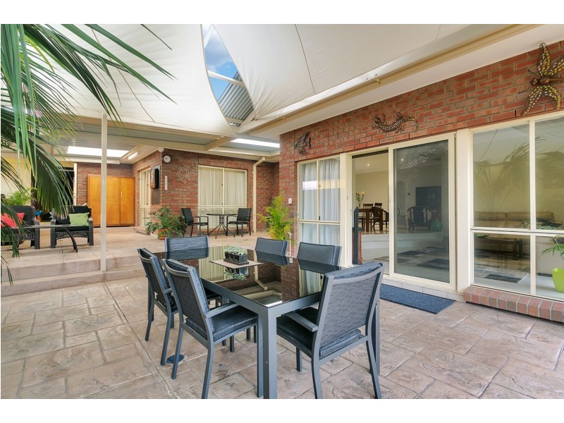 6 Pineview Court, Walkley Heights SA 5098