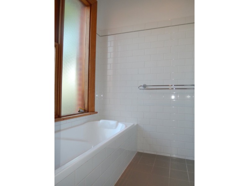 27 Clifton Street, Prospect SA 5082