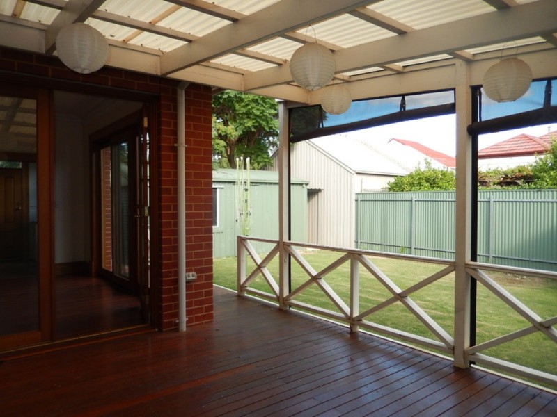 27 Clifton Street, Prospect SA 5082