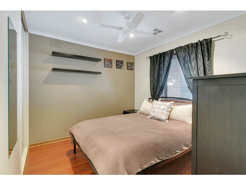 17 Deakin Avenue, Hope Valley SA 5090