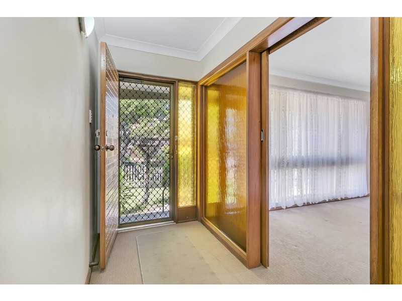 20 Heather Drive, Para Vista SA 5093