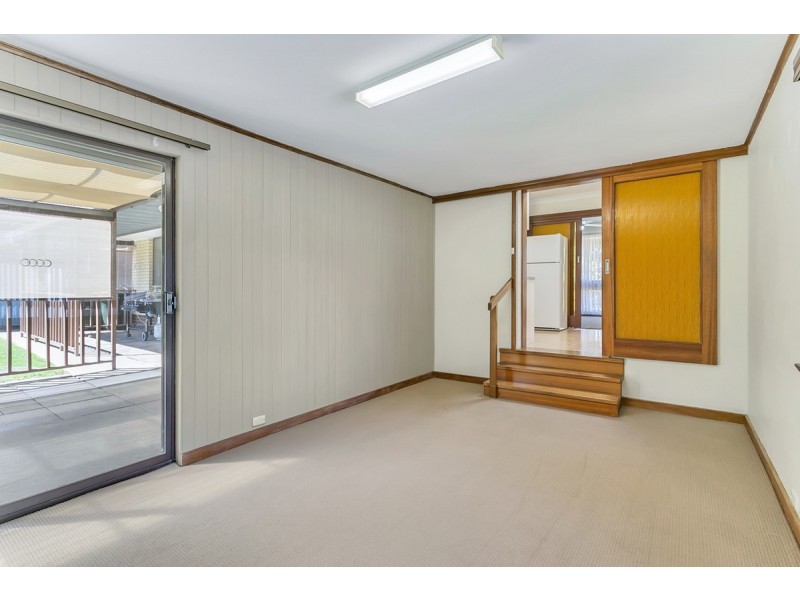 20 Heather Drive, Para Vista SA 5093