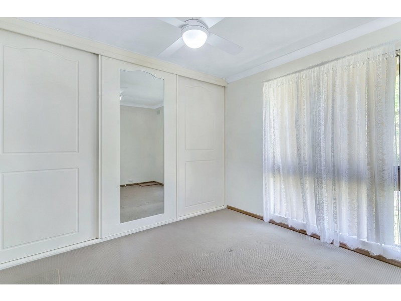 20 Heather Drive, Para Vista SA 5093