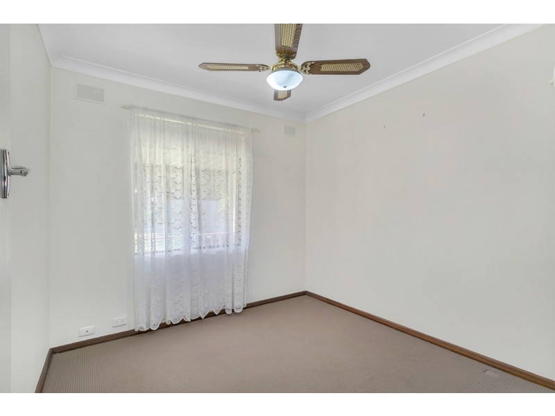 20 Heather Drive, Para Vista SA 5093