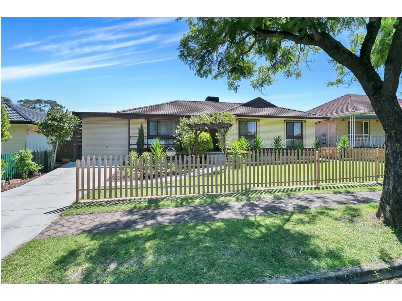 20 Heather Drive, Para Vista SA 5093
