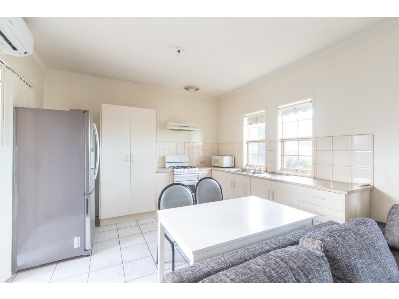 4 Greentree Place, Mawson Lakes SA 5095