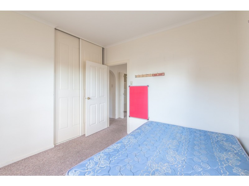 4 Greentree Place, Mawson Lakes SA 5095