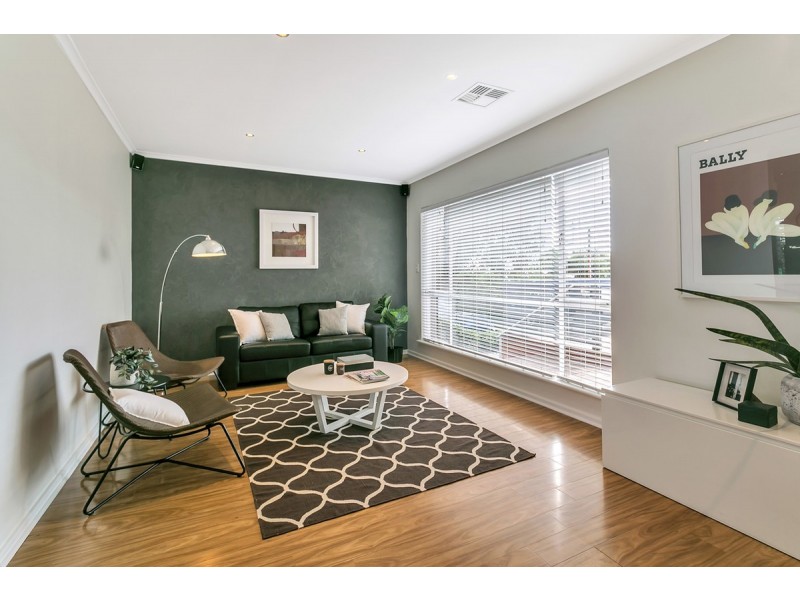 19 Parslow Road, Para Hills SA 5096