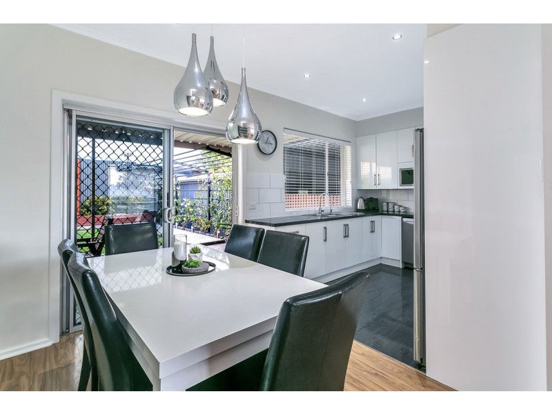 19 Parslow Road, Para Hills SA 5096