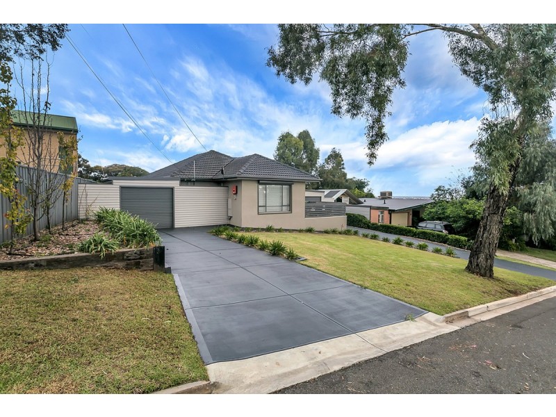 19 Parslow Road, Para Hills SA 5096