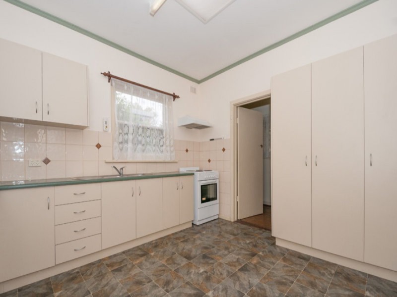 118 Harvey Road, Elizabeth South SA 5112