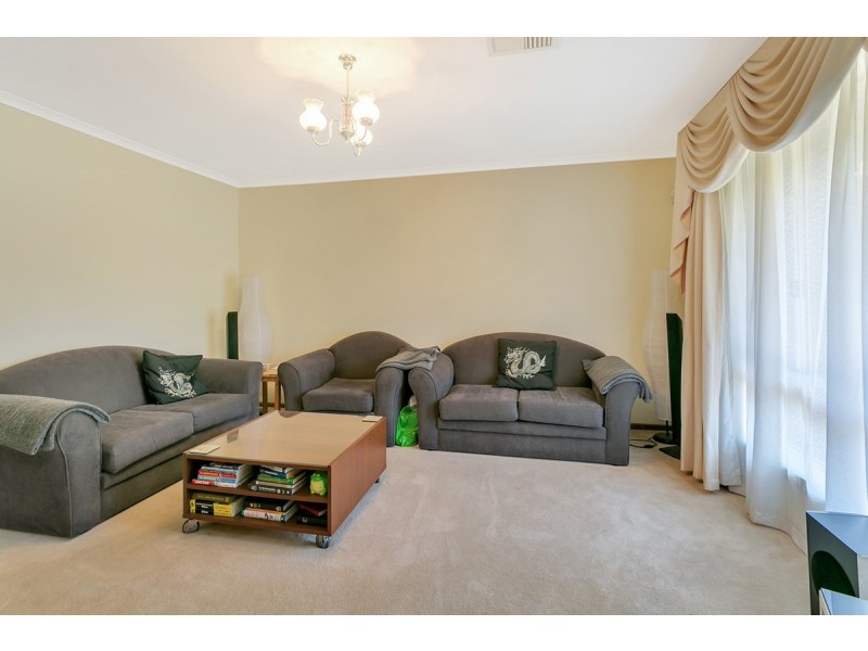 8 Coley Place, Greenwith SA 5125