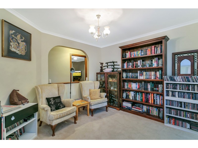 8 Coley Place, Greenwith SA 5125