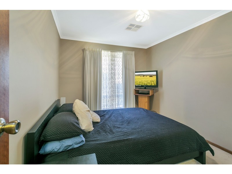 8 Coley Place, Greenwith SA 5125
