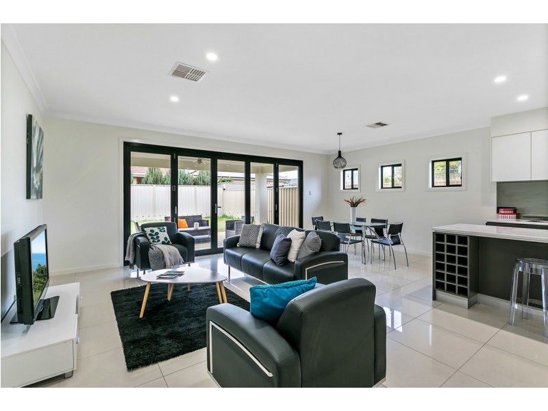 35 Robert Avenue, Broadview SA 5083