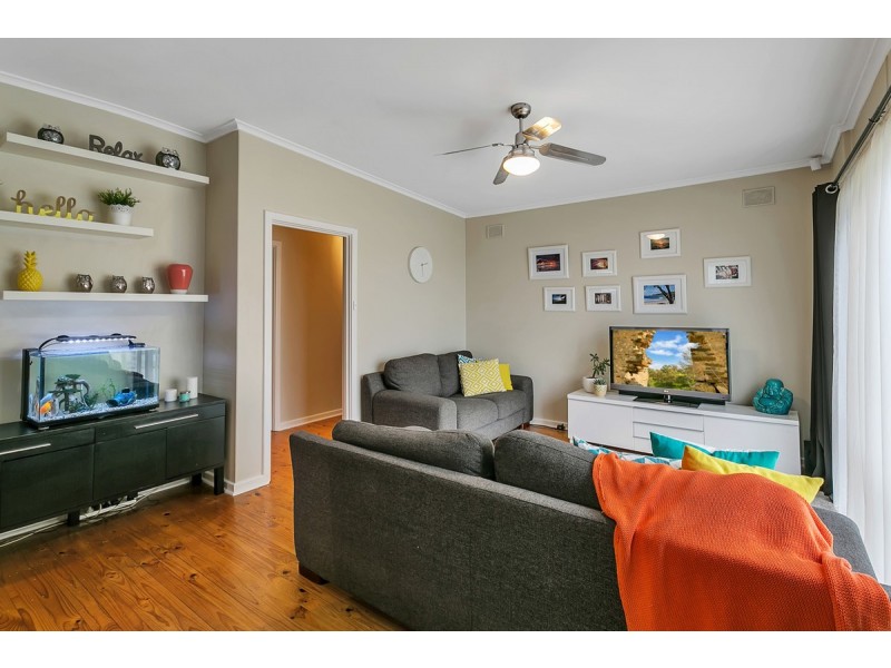 1 Sea View Road, Para Hills SA 5096