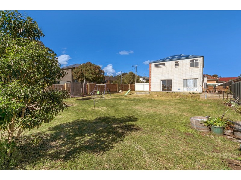 42 Sparks Terrace, Rostrevor SA 5073