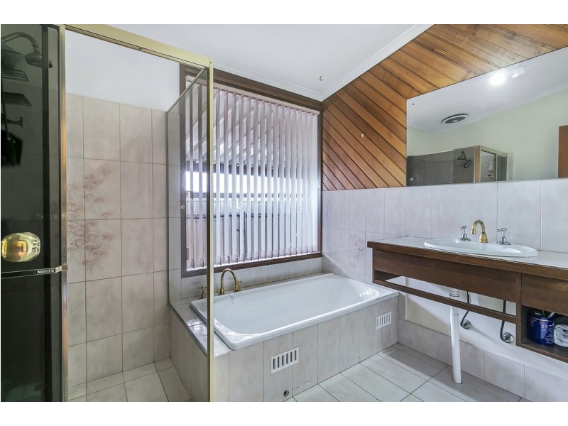 13 Seville Avenue, Gulfview Heights SA 5096