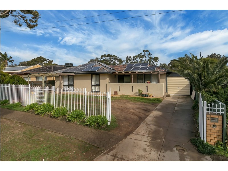7 Campbell Drive, Para Hills SA 5096