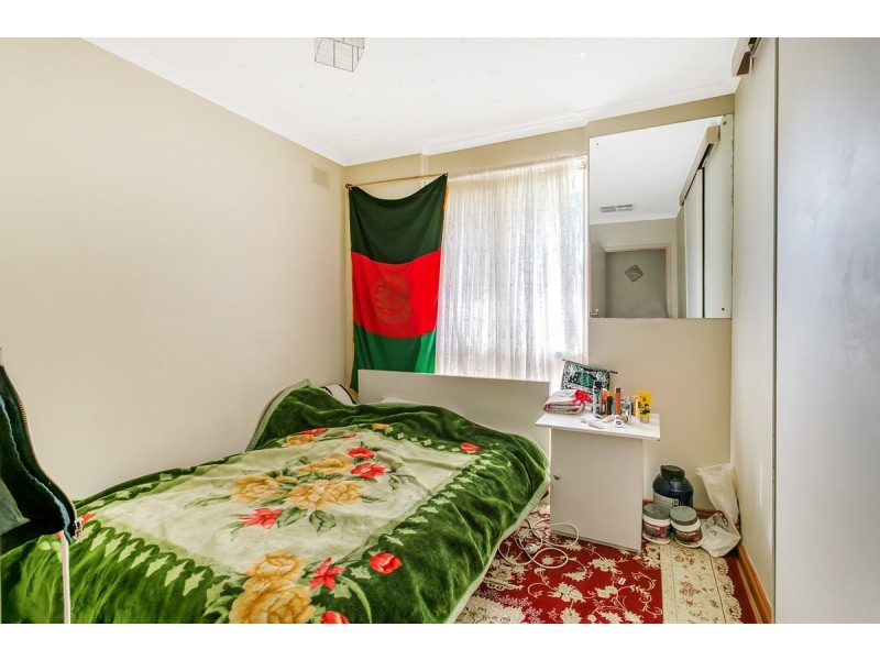 7 Campbell Drive, Para Hills SA 5096