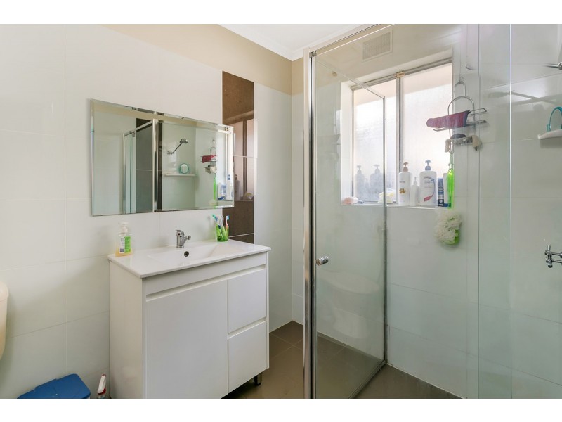 7 Campbell Drive, Para Hills SA 5096