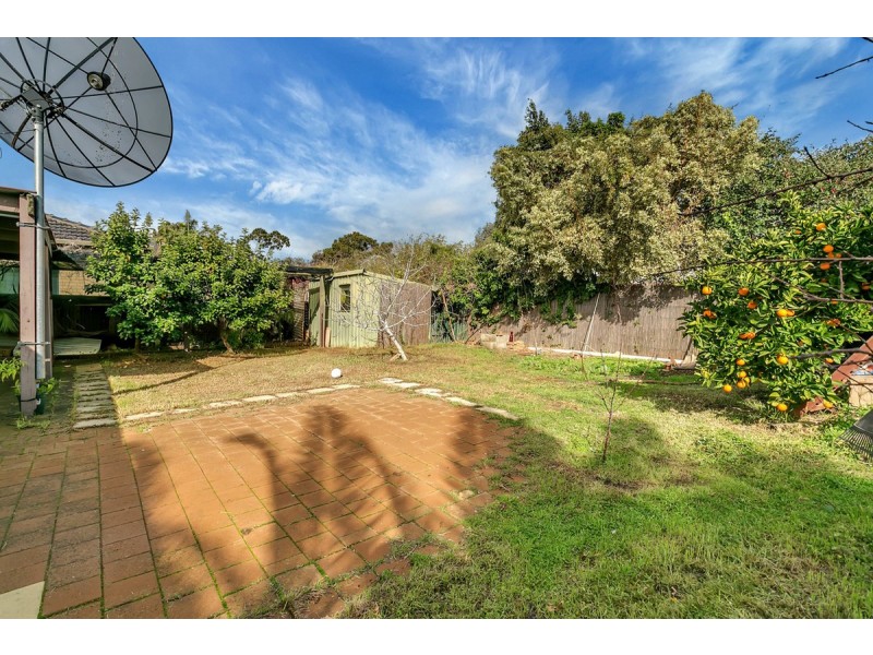 7 Campbell Drive, Para Hills SA 5096