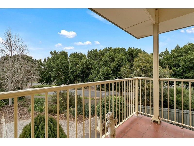 7 Poplar Court, Mawson Lakes SA 5095