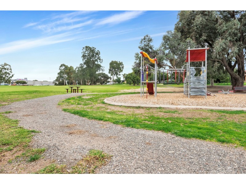 3 Calwield Road, Modbury SA 5092