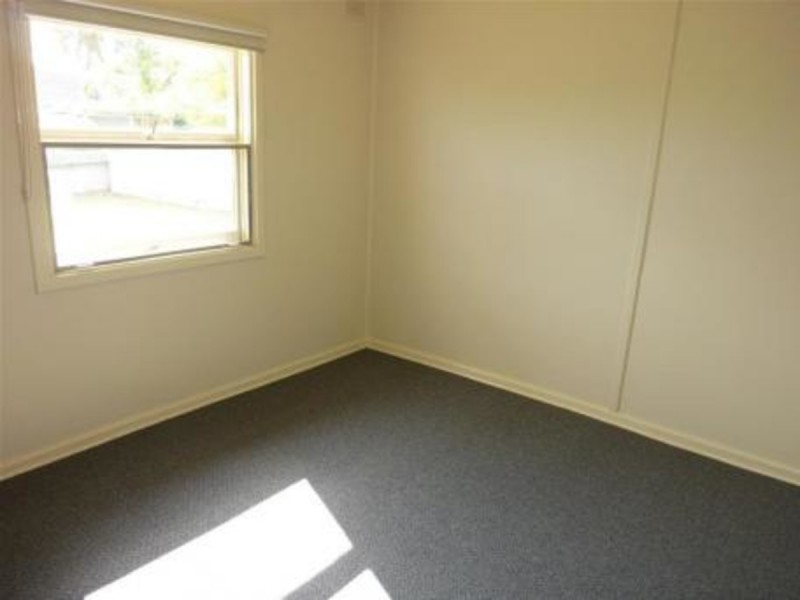 6 Malbaru Avenue, Ingle Farm SA 5098