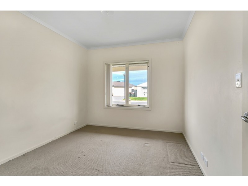 115 Lakeside Drive, Andrews Farm SA 5114