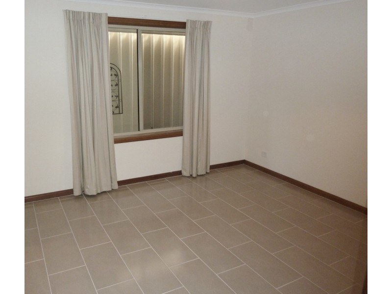 15 Kildare Close, Dernancourt SA 5075