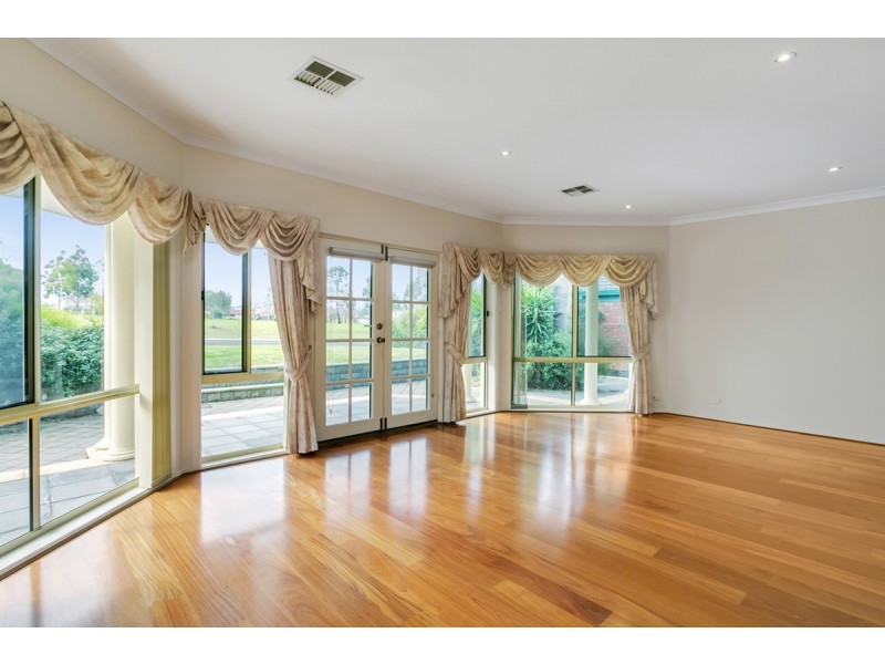 2 Avenger Place, Walkley Heights SA 5098