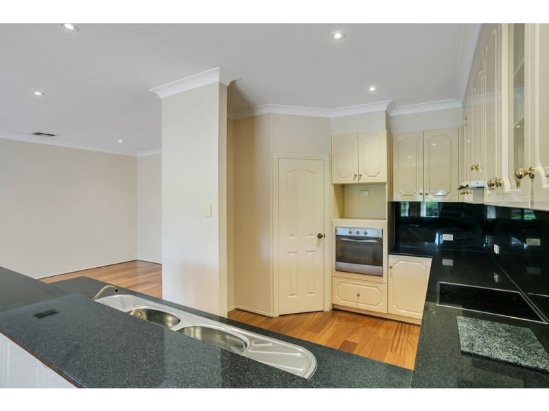 2 Avenger Place, Walkley Heights SA 5098