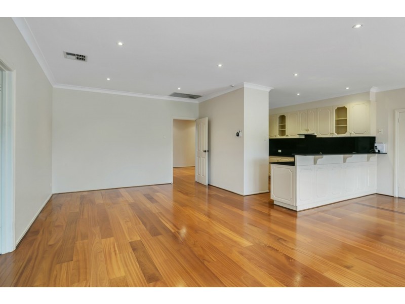 2 Avenger Place, Walkley Heights SA 5098