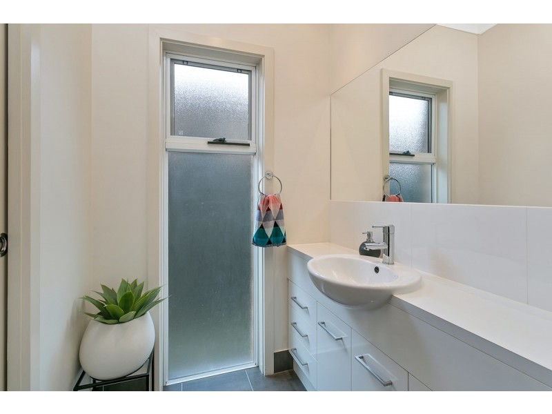16 Bruce Street, Broadview SA 5083