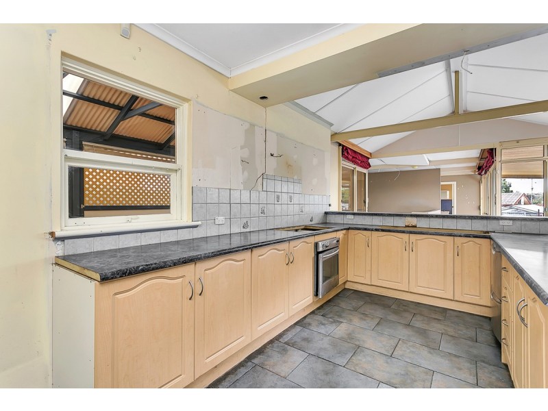 4 Pierre Road, Modbury SA 5092