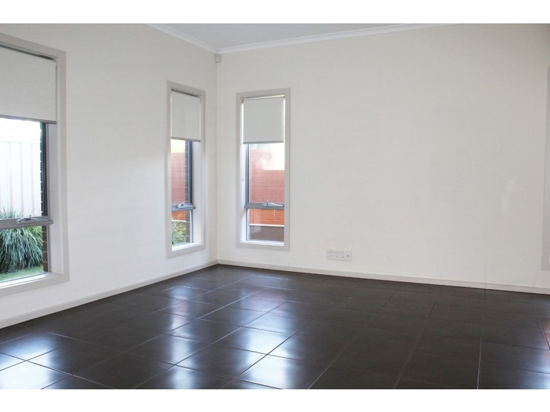 2 Spurs Avenue, Brompton SA 5007