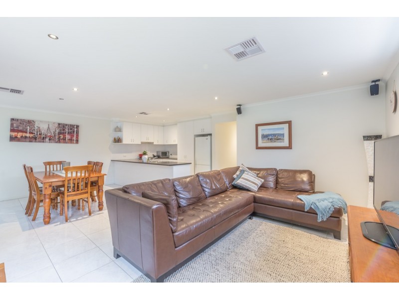 24 Cabernet Close, Old Reynella SA 5161