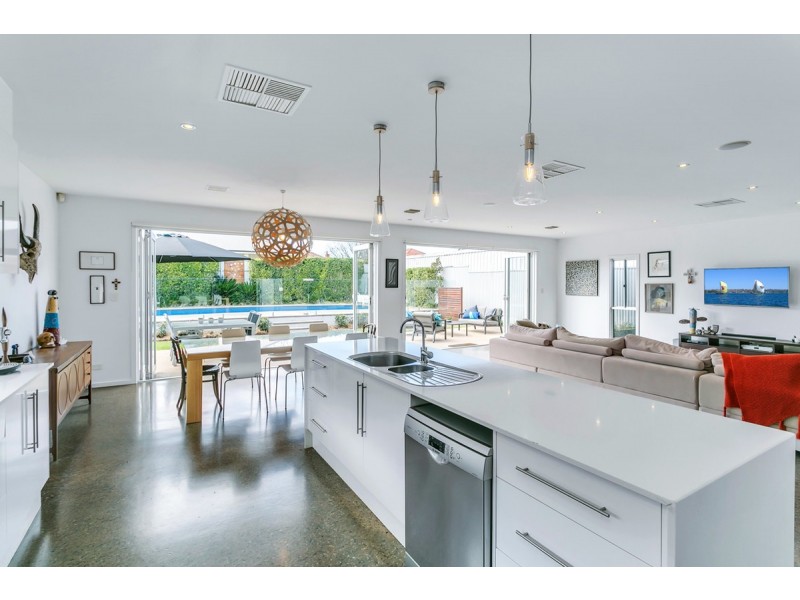 12 Burns Avenue, Sefton Park SA 5083