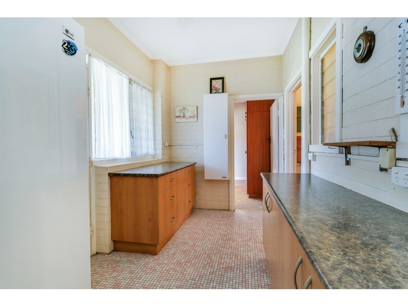 17 Ascot Avenue, Vale Park SA 5081