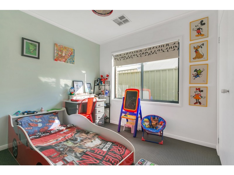 25 Mercedes Drive, Holden Hill SA 5088