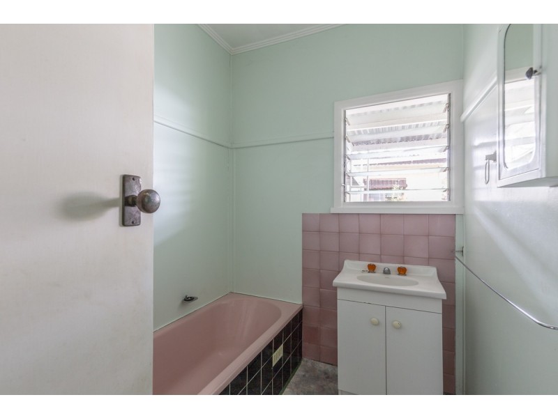 1 View Street, Ridgehaven SA 5097