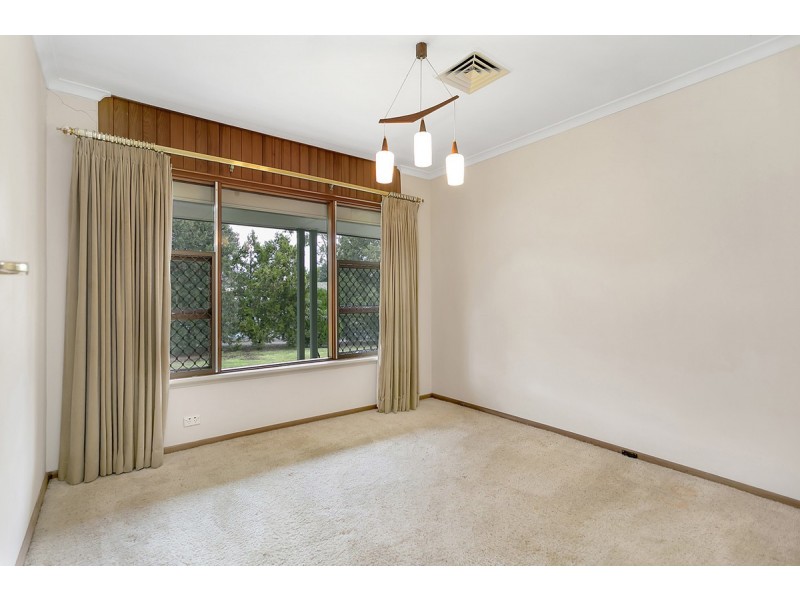 36 Garnet Drive, Salisbury East SA 5109