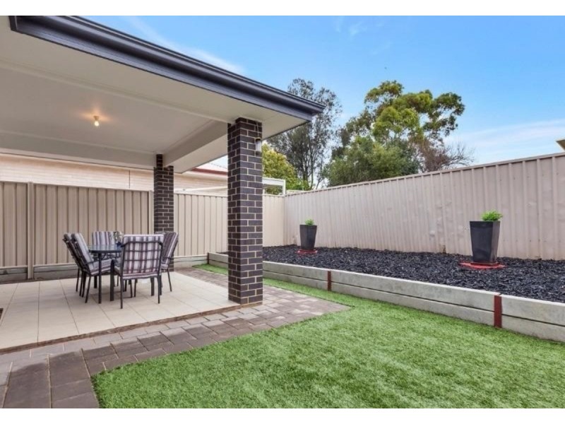 2a Strathmont Avenue, Gilles Plains SA 5086