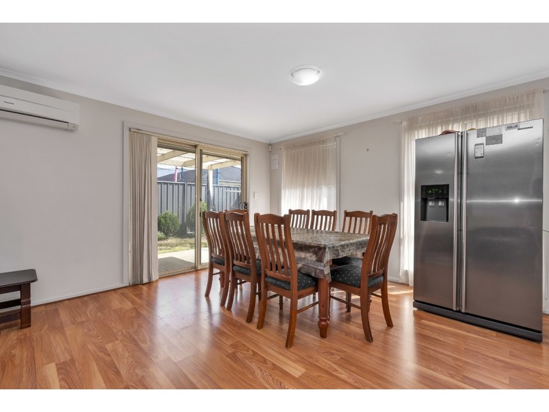 176 President Avenue, Andrews Farm SA 5114