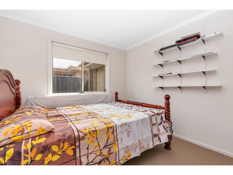 176 President Avenue, Andrews Farm SA 5114