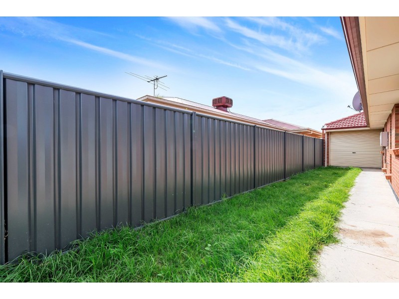 176 President Avenue, Andrews Farm SA 5114