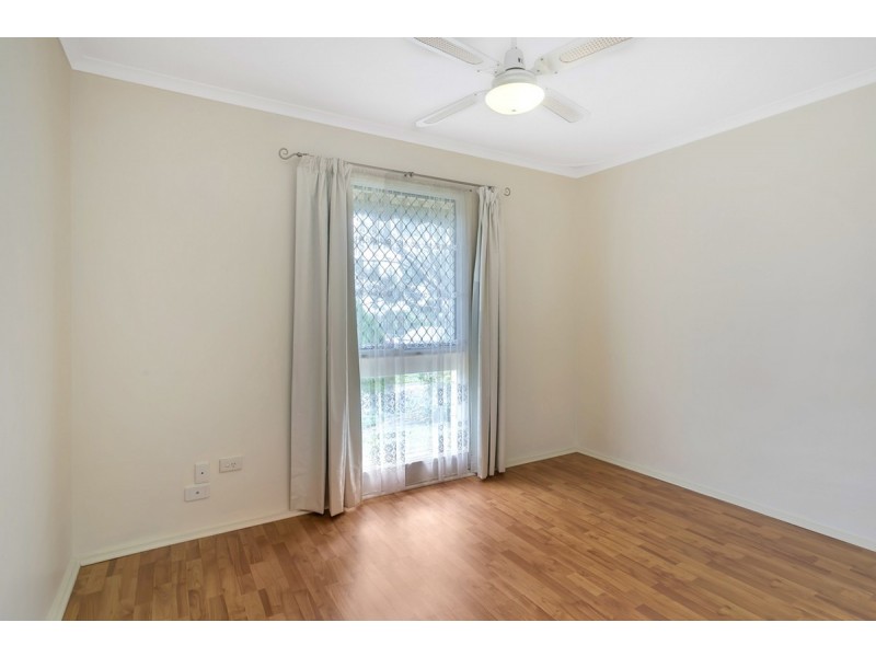 32 McKenzie Crescent, Gulfview Heights SA 5096