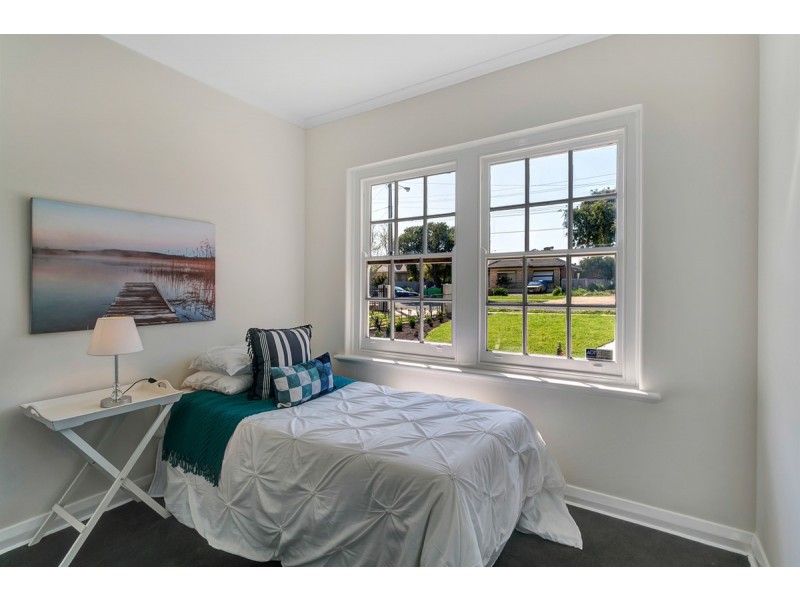 7 Guildford Street, Clearview SA 5085